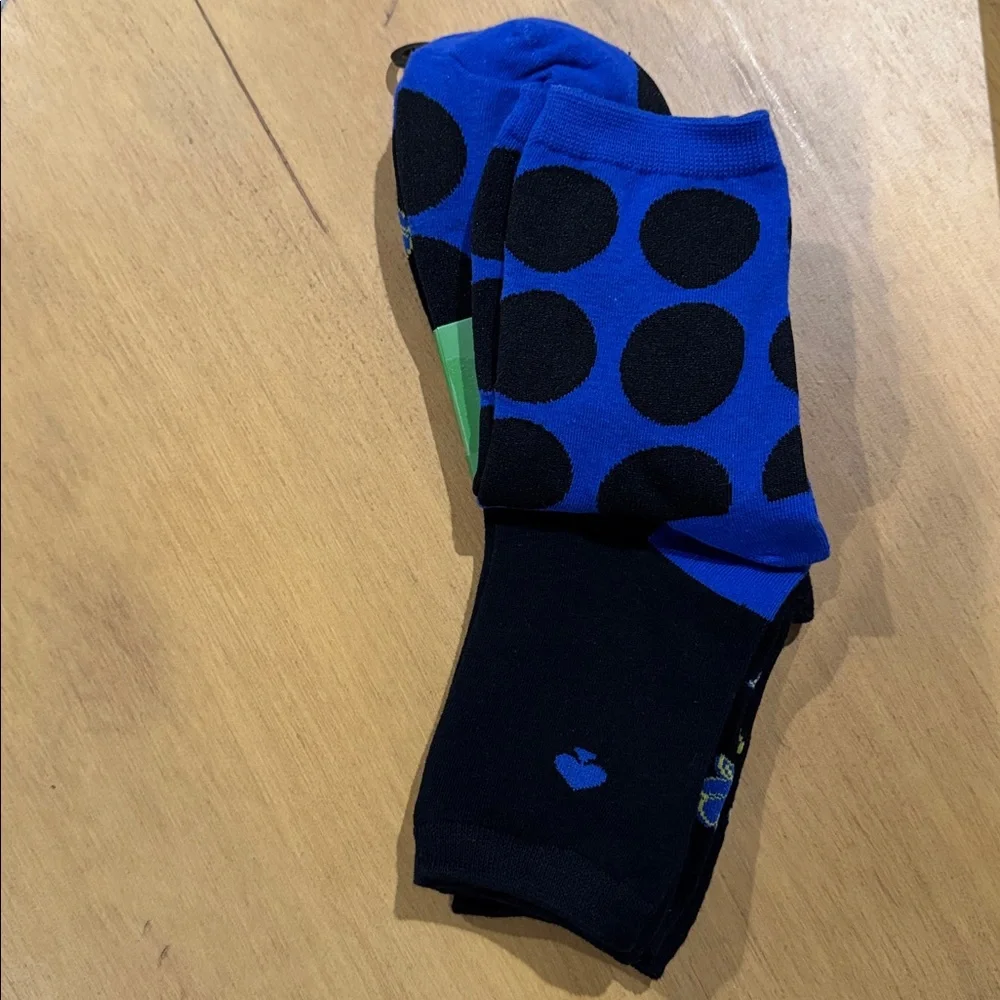 Kate Spade Black and Blue Shortie Crew Socks in Floral Dot and Spade